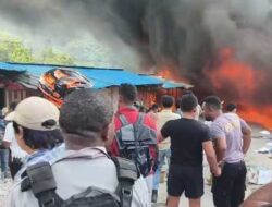 Kebakaran Hebat di Karubaga: Warga Diimbau Waspada dan Tak Terprovokasi Isu