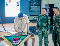 Pangkoops Habema Dampingi Panglima TNI dan Menhan RI Giat di Timika
