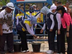 Kolaborasi Pertamina-KemenESDM-SERUNI KMP Buka Akses Air Bersih di Kp Tambat Merauke