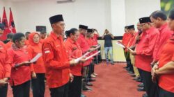 Petronela Krenak Nahkodai DPC PDIP Sorsel, Janji Konsolidasi Turun Kampung 3 Petronela Krenak PDIP Soresl