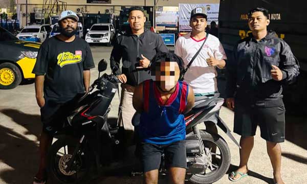 Polresta Jayapura Kota Gagalkan Aksi Maling Motor Dini Hari, Pelaku-BB Diamankan 1 Polresta JPR Kota Gagalkan Aksi Maling Motor