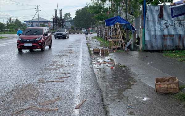 Tak Gubris Imbauan Bupati-Kapolres, Sampah Tahun Baru Berserakan di Timika 1 Sampah Malam Tahun Baru Berserakan di Timika