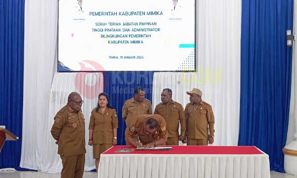Sertijab Pejabat Tinggi Pratama Pemkab Mimika, Wabup Tekankan Dua Hal Ini 1 Wabup EK Pimpin Sertijab Pejabat Hasil Selter