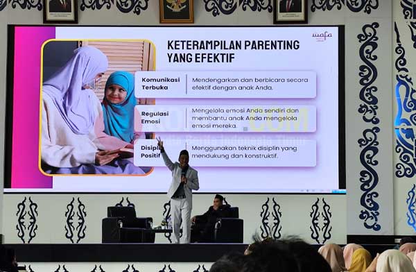 Yayasan Al Izzah Sorong Gelar Parenting Akbar, Bina Generasi Berkarakter Qur’ani 2 Yayasan Al Izzah Sorong2