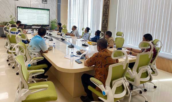 Tindak Lanjut Temuan BPK, Bapenda Mimika Rakor dengan Dishub, Disperindag dan PLN 1 Bapenda Mimika Rakor Bahas Soal Pajak