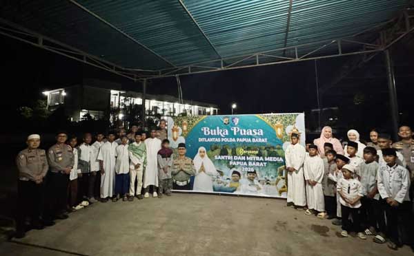 Santri dan Mitra Media Hadiri Buka Puasa Bersama Ditlantas Polda Papua Barat 1 Dirlantas Polda PB Gelar Bukber
