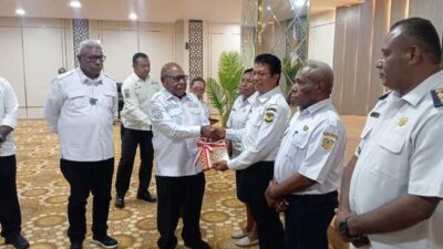 Serahkan DPA 2026, Bupati Mimika Tegaskan Tak Ada Intervensi Proyek 25 IMG 20260225 WA0014
