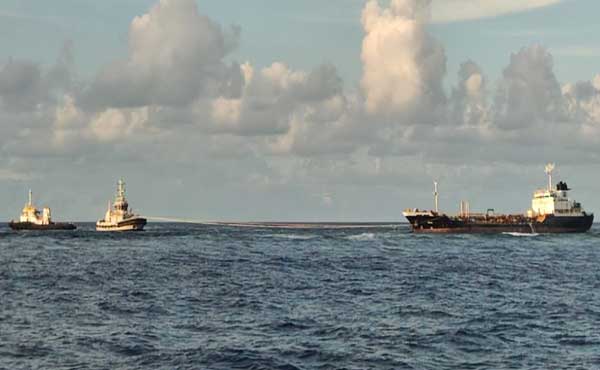 Kapal Tanker MT NIKO Kandas di Tambrauw