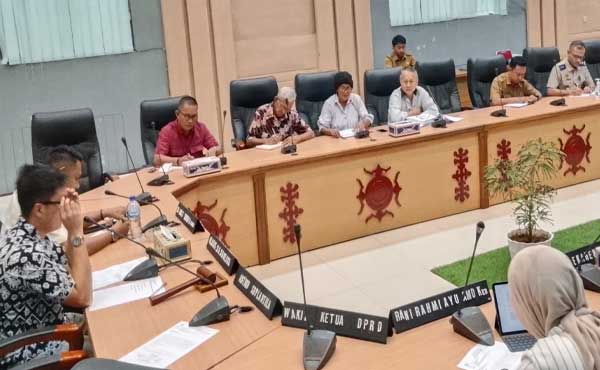 Komisi I DPRD Kota Ambon Sengketa tanah PengungsiKayu3
