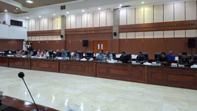 Soroti Tata Kelola Tambang, Ini Penegasan Komisi II DPRD Maluku 24 Komisi II DPRD Maluku Izin Tambang