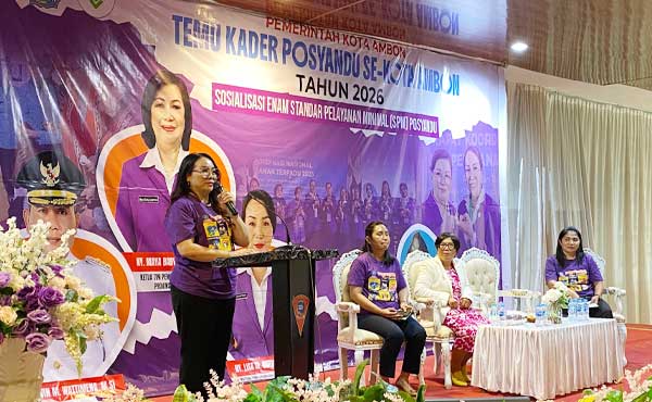 Lisa Wattimena Apresias Semua Pihak Dukung Posyandu 1