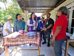 Kunjungi 2 Posyandu di Kecamatan Nusaniwe, Lisa Wattimena Ingatkan Ini