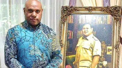 Membangun Papua dengan Pendekatan Terintegrasi: Keamanan, Keadilan, dan Kesejahteraan sebagai Fondasi Perdamaian 14 Methodius Kossay 2i
