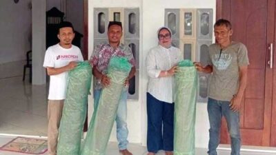 Nita bin Umar Bantu 3 Karpet Sholat