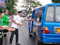 Ramadan Penuh Kasih: PKB Maluku Gencar Berbagi “Takjil Cinta” ke Masyarakat