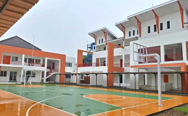 Sekolah Rakyat Foto Isti