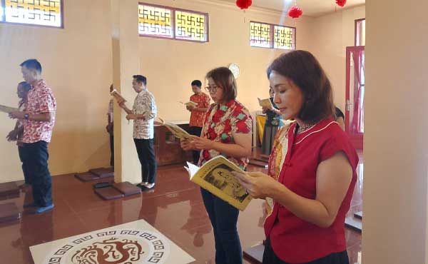 Umat Buddha Ambon Imlek 2026 2