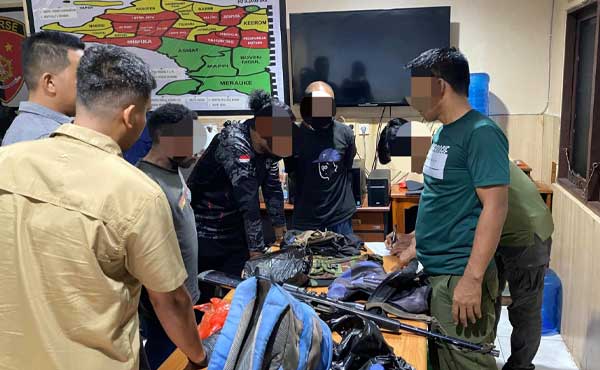 5 Tersangka jaringan Beli Senpi Amnuisi Ilegal