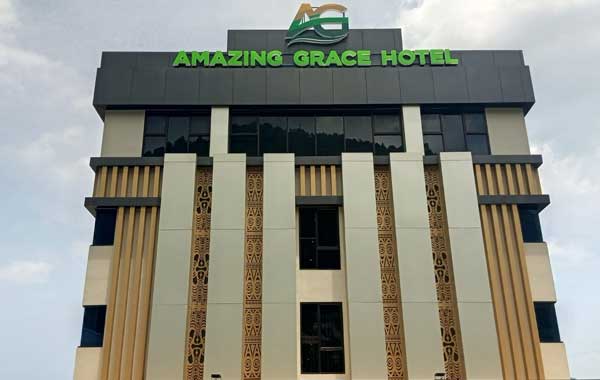 Amazing Grace Hotel JPR