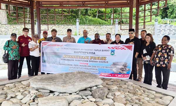 Bapemperda DPRP PB Tim Wasior Kons Publik