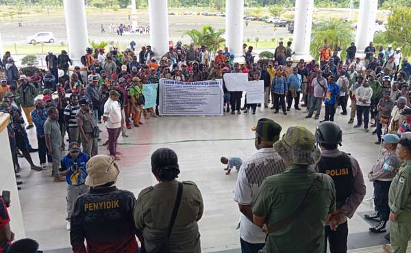 Demo ASN Mimika Rolling Jabatan5