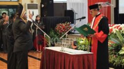 Frids Bernard Indow Resmi Jabat Wakil Ketua III DPRP Papua Barat 9 Frids Bernard Indow dilantik2