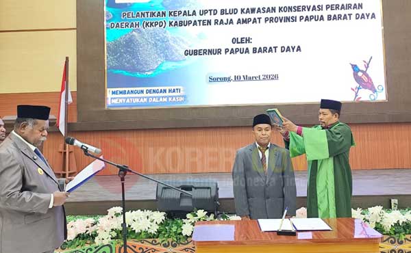 Gub PBD Kepala UPT BLUD KKPD R4 Dilantik
