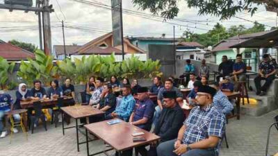 DPW NasDem PB Gelar Buka Puasa Bersama, Gubernur : Perkuat Sinergi Antara Pemda - Parpol 19 Acara buka puasa bersama keluarga besar DPW Partai NasDem Provinsi Papua Barat di Caffe Kandera, Reremi, Manokwari Barat, Kabupaten Manokwari, Sabtu (7/3/2026). Foto/Ist