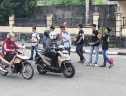 Peduli Sesama di Momen Ramadan, Komunitas Mio M3 Ambon Berbagi Takjil