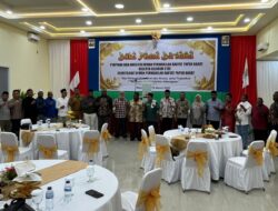 Gelar Bukber, Momen Keluarga Besar DPRP Papua Barat Pererat Silaturahmi