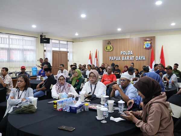 Polda PBD Buka Puasa Bersama Awak Media, Perkuat Sinergi Informasi untuk Masyarakat 2 IMG 20260312 WA0059 1
