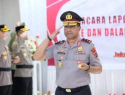 Kapolda Papua Barat Alfred Papare Resmi Sandang Pangkat Inspektur Jenderal Polisi