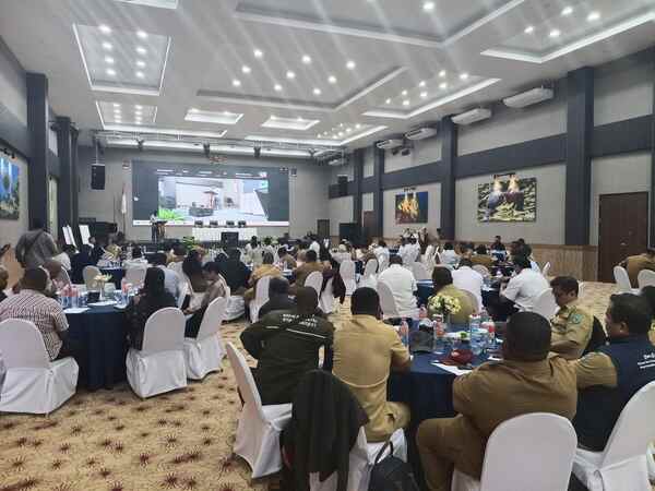 Pemerintah Provinsi Papua Barat Daya Gelar Rapat Evaluasi Kelompok Kerja Percepatan Perhutanan Sosial (Pokja PPS) di Vega Hotel Sorong, Senin 30 Maret 2026/ Foto: Suzan
