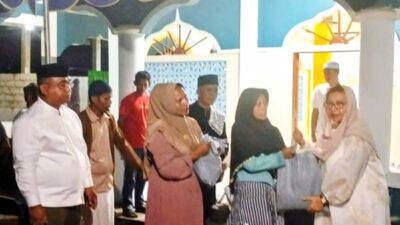 Johan Lewerissa Reses n Bukber Dusun Wailela Pantai