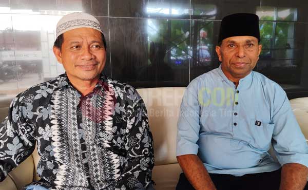 Ketua PHBI Kota Sorong Ridwan Iribaram Kiri dan Sek Muhamad Yani