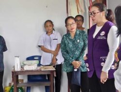 Kunjungi 2 Posyandu di Amahusu, Lisa Wattimena Soroti Kurangnya Fasilitas Meja-Kursi