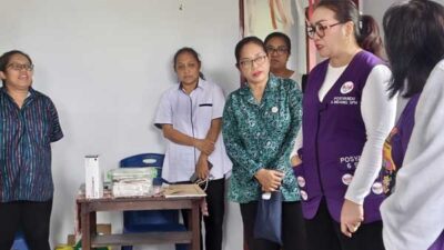 Kunjungi 2 Posyandu di Amahusu, Lisa Wattimena Soroti Kurangnya Fasilitas Meja-Kursi