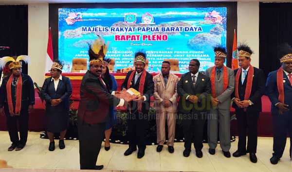 MRPBD Gelar Pleno Penyerahan Pokok Aspirasi Masyarakat Adat, Begini Respon Pemprov 2 MRPBD Pleno Masa Sidang I 2026 2