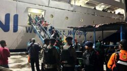 Ops Ketupat Mansinam 2026: Polda PB Amankan Pelabuhan Manokwari, Pastikan Arus Mudik Lancar 7 Ops Ketupat Mansinam 2026 Pelabuhan Manokwari