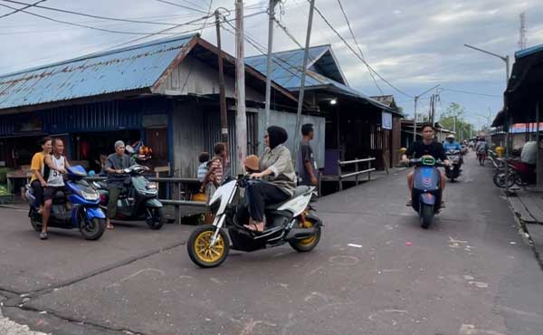 PLN Pastikan Keandalan Listrik 100% bagi Pengguna Motor Listrik di Agats 4 PLN Kabupaten Asmat Motor Listrik4