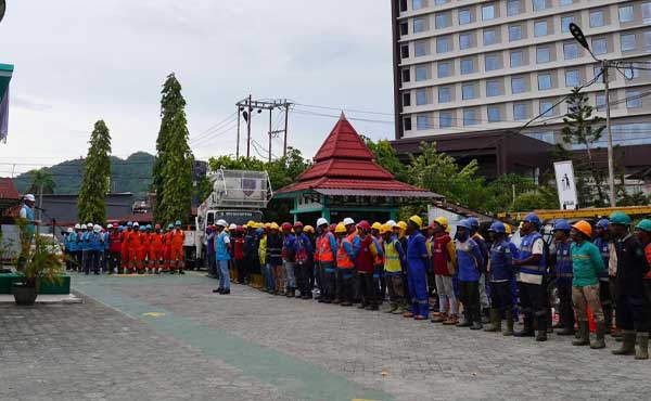 PLN Siagakan 1002 Personel Kawal Perayaan Idulfitri 1447 H di Tanah Papua 3 PLN Siagakan 1002 Personel Kawal Idul Fitri di Tanah Papua3
