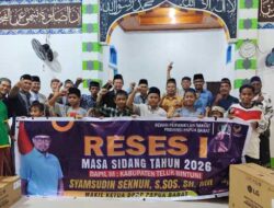 Reses di Kp Argosigemerai: Sase Serahkan AC-Bantuan Perlengkapan Sekolah