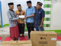 Wujud Peduli: Legislator Sase Laksanakan Taraweh di Mushola Al-Ikhlas Argosigemerai