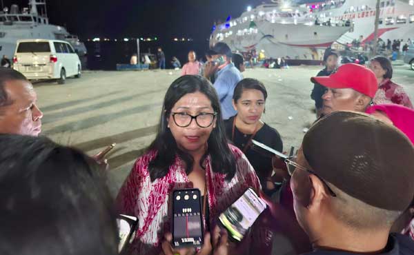 Tres Lona PT Dharma Indah