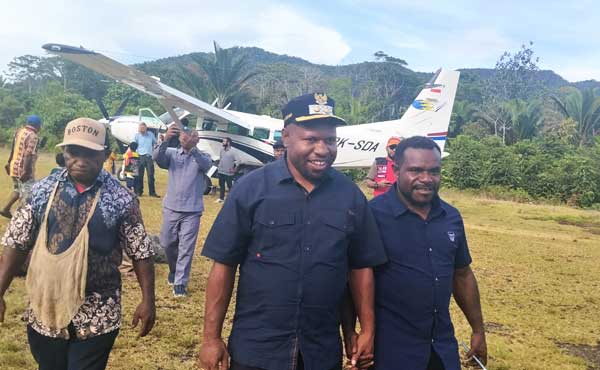 Wabup Yahukimo Sambangi Distrik Benawa