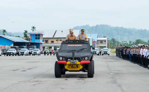 Wagub-Kapolda Papua Tengah Pimpin Apel, Ops Ketupat Noken 2026 Resmi Dimulai 3 Wagub PT Ops Ketupat Noken 2026 3