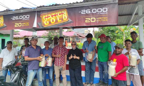 Wawali Ely Minggu Berbagi