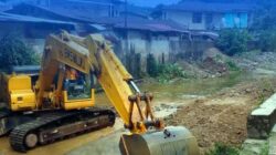 BWS Mal keruk kali Batu Gajah