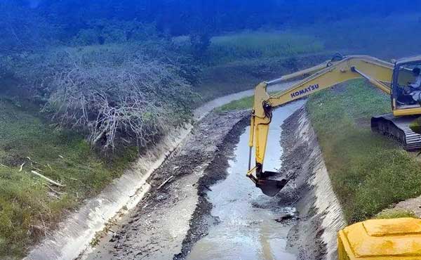 BWS Maluku Atasi Sedimentasi di Bula Barat