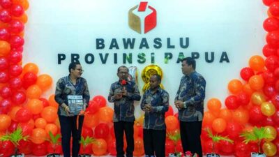 Bawaslu Papua Puncak HUT ke 18